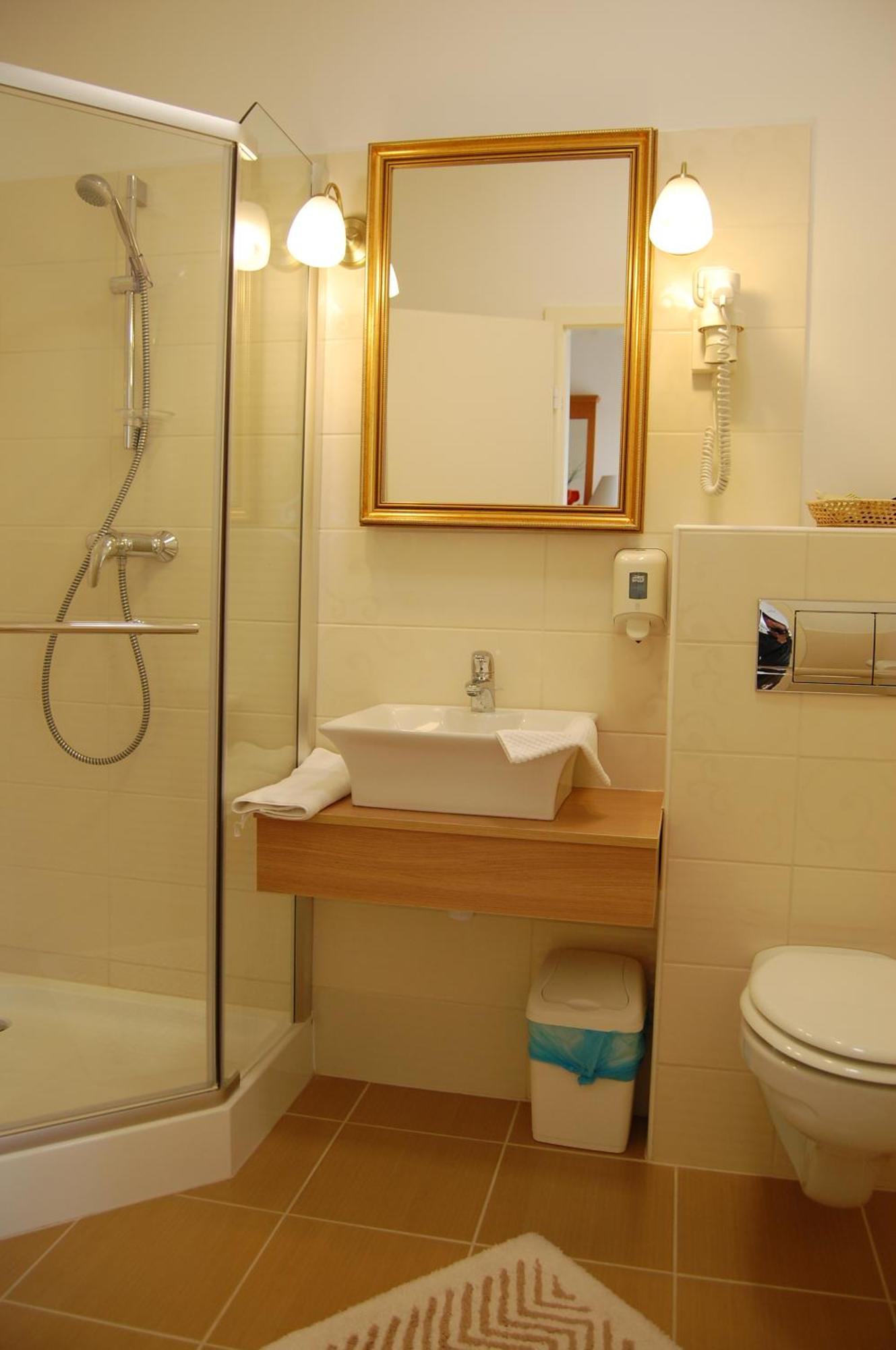 Hotel Forras Komarom Room photo